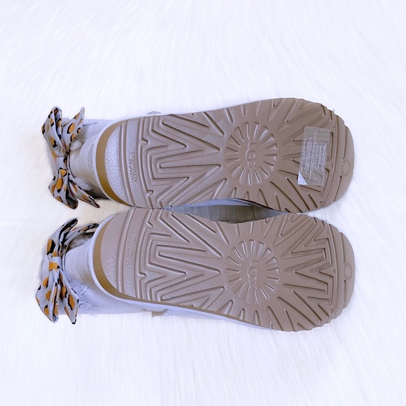 UGG Mini Bailey Bow Retro Spots Light Grey Boots - Picture 7 of 8
